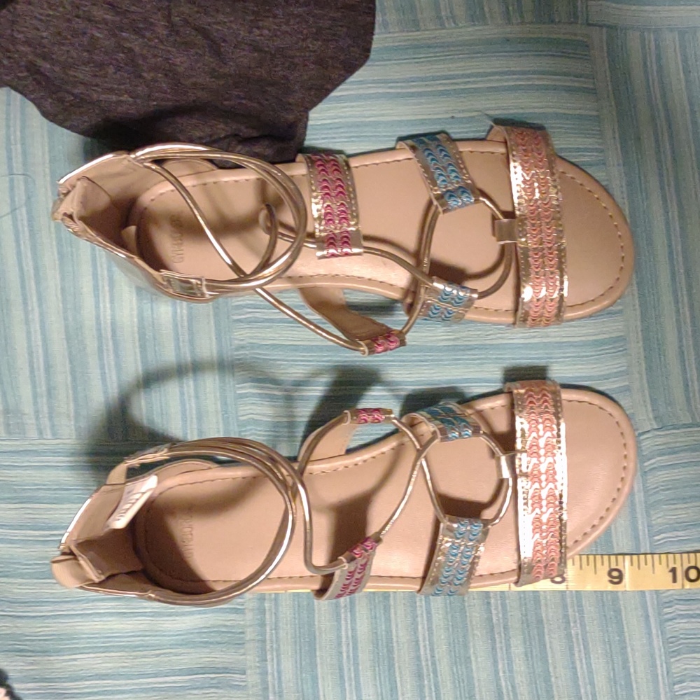 Metallic gladiator sandles - Picture 5 of 5